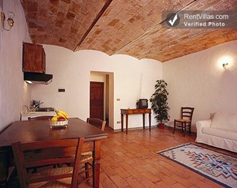 Image 1 of Photos of Holiday Apartment in the Center of San Gimignano - S. Gimignano 7 - RentVillas.com