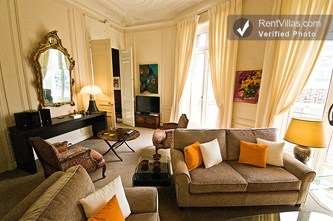 Image 1 of Photos of Apartment Rental in Paris, 8th - Champs Elysees - Le Serin - RentVillas.com