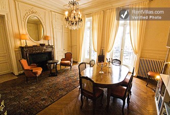 Image 12 of Photos of Apartment Rental in Paris, 8th - Champs Elysees - Le Serin - RentVillas.com