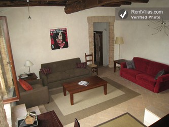 Image 4 of Photos of Villa in Umbria with Large Pool and Great Location - Casa Trevi - RentVillas.com