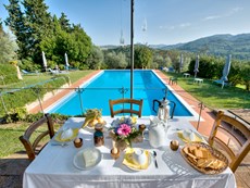 Photo 2 of Reviews of Italian Villa near Volterra for Large Group 