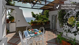 Image 2 of Photos of House in Positano with Views of the Sea - Positano Miramare - RentVillas.com