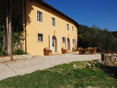 Photo of Farmhouse for Rent Close To Lucca