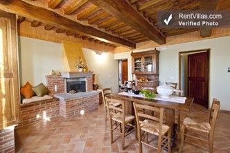 Image 4 of Photos of Villa with Pool Near Cortona in the Valdichiana - Villa Etrusca - RentVillas.com