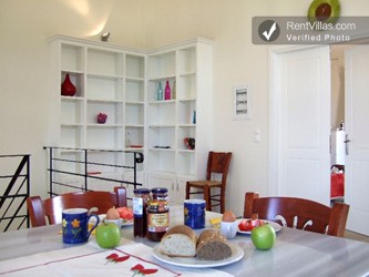 Image 4 of Photos of Greek Island Villa Walking Distance to Town and the Beach - Villa Philo - RentVillas.com