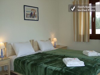 Image 5 of Photos of Greek Island Villa Walking Distance to Town and the Beach - Villa Kyros - RentVillas.com