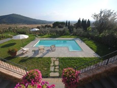 Photo 2 of Reviews of Villa Near Cortona with a Private Pool