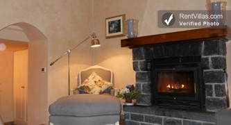 Image 3 of Photos of Lake Como Villa Walking Distance to Town - Villa Moltrasio - RentVillas.com