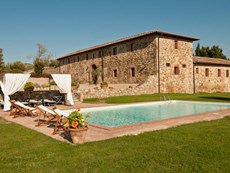 Photo of Large Farmhouse on a Wine Estate near Siena Fit for Families