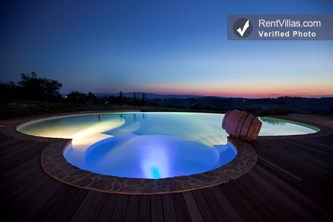 Image 37 of Photos of Beautiful Chianti Villa with Guest Cottage and Private Infinity Pool - Villa Riccardo - RentVillas.com