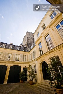 Image 3 of Photos of Paris Apartment Left Bank, Elegant and Quiet - Rue de Verneuil - RentVillas.com