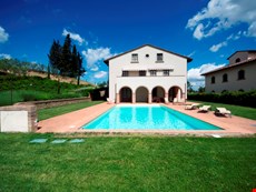 Photo of Elegant San Gimignano Villa with Pool near historical sites, art museums.