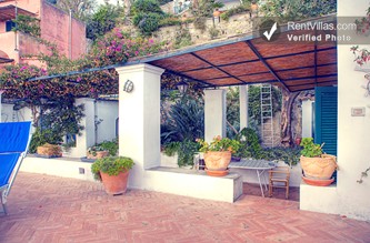 Image 2 of Photos of Amalfi Coast Apartment - Villa Piccola Begonia - RentVillas.com
