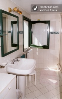 Image 13 of Photos of Amalfi Coast Apartment - Villa Piccola Begonia - RentVillas.com
