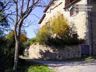 Image 19 of Photos of Apartment in Tuscany Farmhouse, Walking Distance to Cortona - Adriana 1 - RentVillas.com