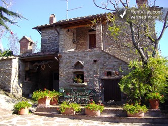 Image 20 of Photos of Apartment in Tuscany Farmhouse, Walking Distance to Cortona - Adriana 1 - RentVillas.com