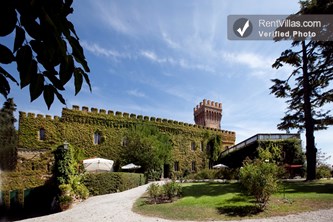 Image 0 of Photos of Luxury Castle in Southern Tuscany - Castello Granduca - RentVillas.com