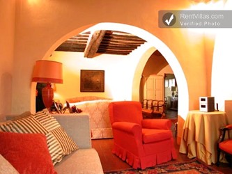 Image 3 of Photos of Tuscany Villa Within Walking Distance of Medieval Town - Villa Cevoli - RentVillas.com