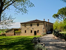 Photo of Charming Tuscany Apartment Walking Distance to town