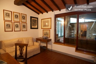 Image 19 of Photos of Tuscany Villa near Siena with Private Pool - Villa Del Cielo with Caminetto - RentVillas.com