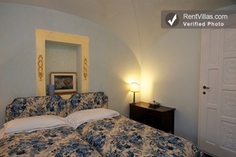 Image 46 of Photos of Tuscany Villa near Siena with Private Pool - Villa Del Cielo with Caminetto - RentVillas.com